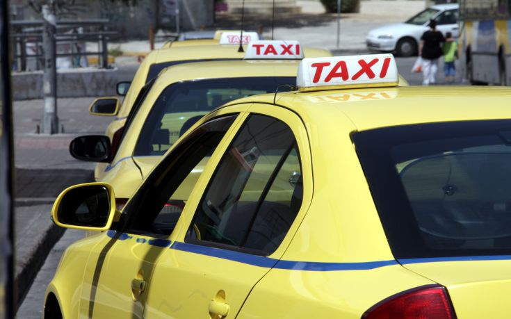 Σαφάρι ελέγχων για μαύρη εργασία στα ταξί