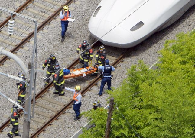 Τρένο συγκρούστηκε με φορτηγό στην Ιαπωνία