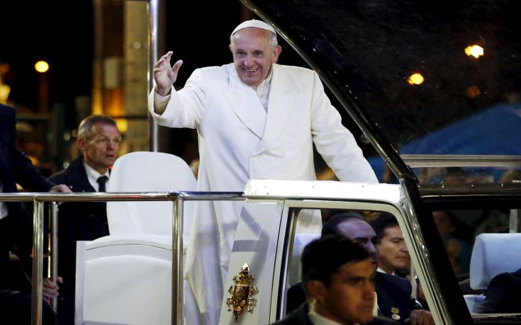 Ο Πάπας απλώνει χείρα φιλίας στη Βολιβία