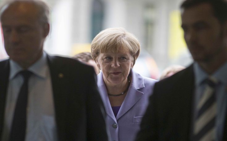Die Welt: Γιατί η &#8216;Ανγκελα Μέρκελ έσωσε παρόλα αυτά τους Έλληνες