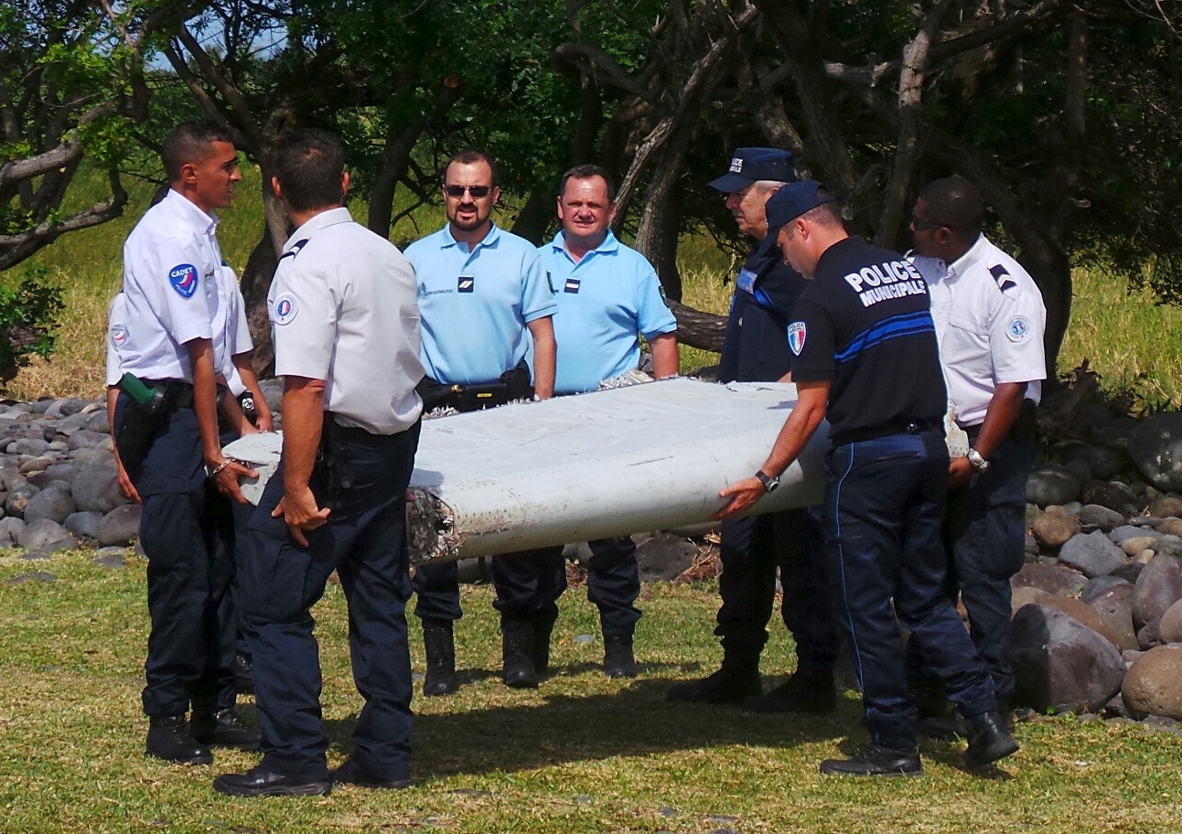 Τα συντρίμμια στο Ρεϊνιόν ανήκουν στο Boeing 777 της πτήσης MH370
