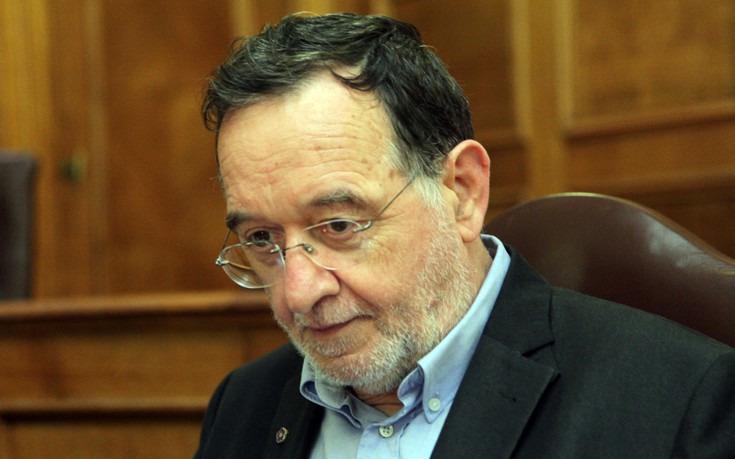 «Η κυβέρνηση χορεύει στο ρυθμό της &#8220;τερατόικα&#8221;»