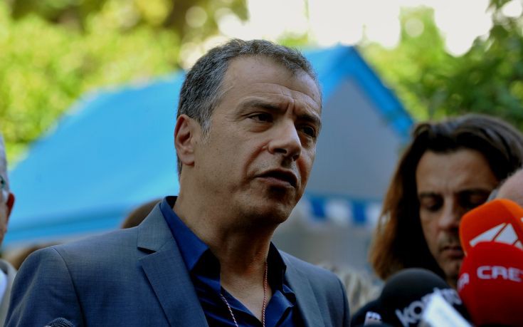Θεοδωράκης: Ο Τσίπρας πάει σε εκλογές για να κρύψει το λογαριασμό του φθινοπώρου