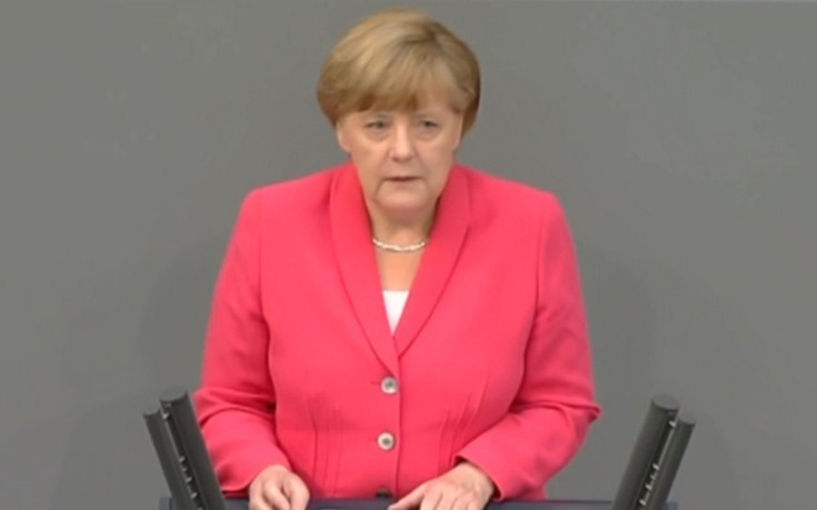 Μέρκελ: Η μεταναστευτική κρίση αποτελεί μια μείζονα πρόκληση για τη Γερμανία