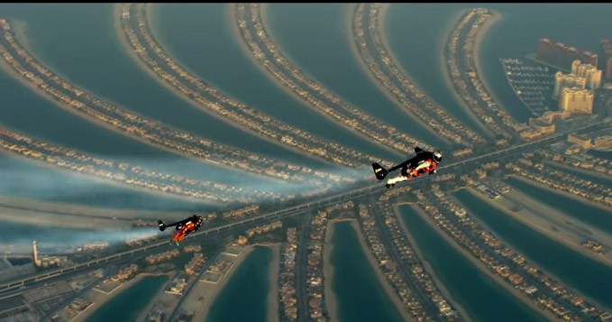 Ιπτάμενοι άνθρωποι στο Ντουμπάι