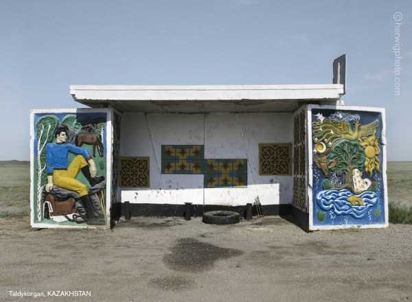 bus-stops-in-the-ussr-3