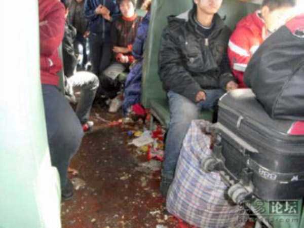china-subway-train-rush-hour-8