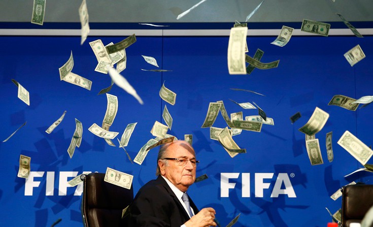 Αναζητείται «καπετάνιος» για το πλοίο της FIFA που βουλιάζει