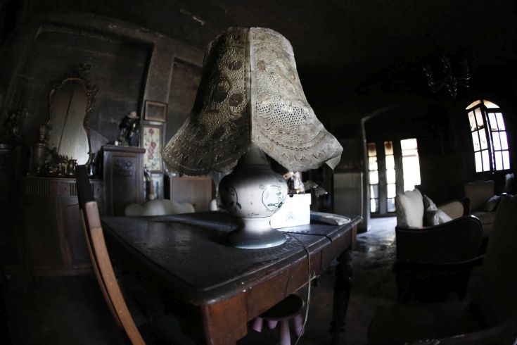 Óôéãìéüôõðï áðü ôçí ðåñéï÷Þ ôïõ Õìçôôïý ôï ÓÜââáôï 18 Éïõëßïõ 2015, åðüìåíç çìÝñá ôçò êáôáóôñïöéêÞò ðõñêáãéÜò. Ç öùôéÜ Ý÷åé êáôáêÜøåé åêáôïíôÜäåò óôñÝììáôá äáóéêÞò Ýêôáóçò.  (EUROKINISSI/ÓÔÅËÉÏÓ ÌÉÓÉÍÁÓ)