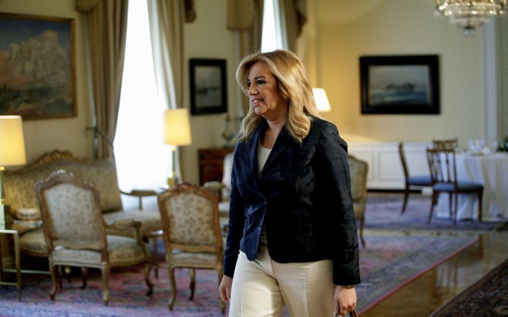 Γεννηματά: Ο Τσίπρας ασχολείται με την αντιπολίτευση, αντί να μας πει τι θα κάνει