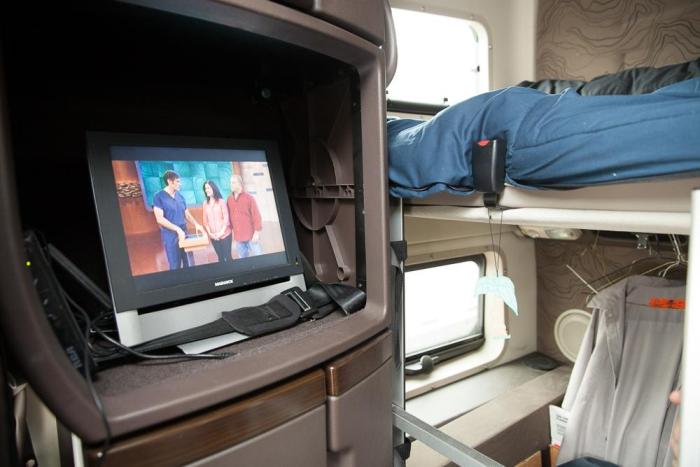 long_distance_truckers_34 long_distance_truckers_34