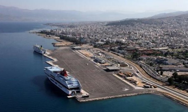 Σύγκρουση πλοίων στο λιμάνι της Πάτρας