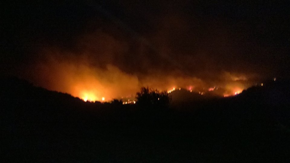 Μεγάλη πυρκαγιά στη Σαμοθράκη