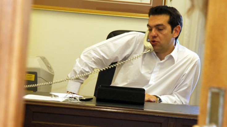 Ο Τσίπρας τηλεφώνησε σε Μέρκελ, Μακρόν και Τουσκ ενόψει του Eurogroup