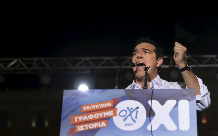 Reuters: Βαθύτατα διχασμένοι οι Έλληνες πριν την κρίσιμη ψήφο