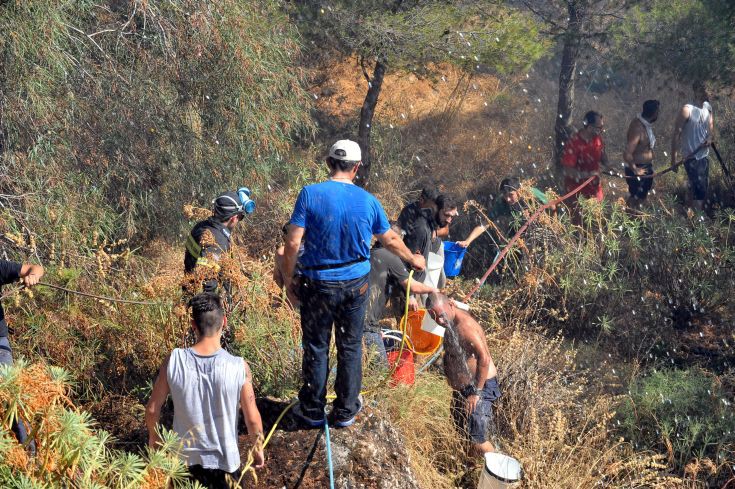 Σύλληψη δύο ατόμων για την πυρκαγιά στον Βύρωνα