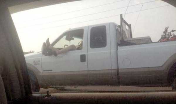 weird-things-seen-while-commuting-1