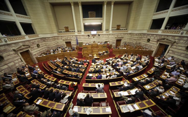 Τι λέει η Βουλή για τα αναδρομικά σε συνταξιούχους βουλευτές