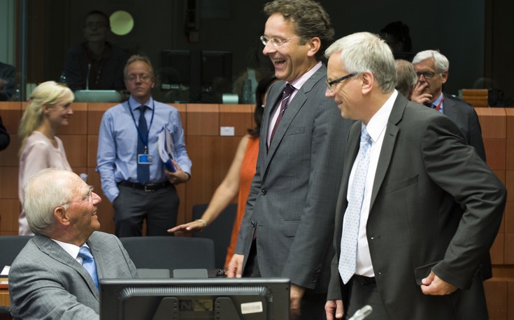 Τι περιμένει η Ελλάδα στο έκτακτο Eurogroup και το νέο μνημόνιο για το 2018
