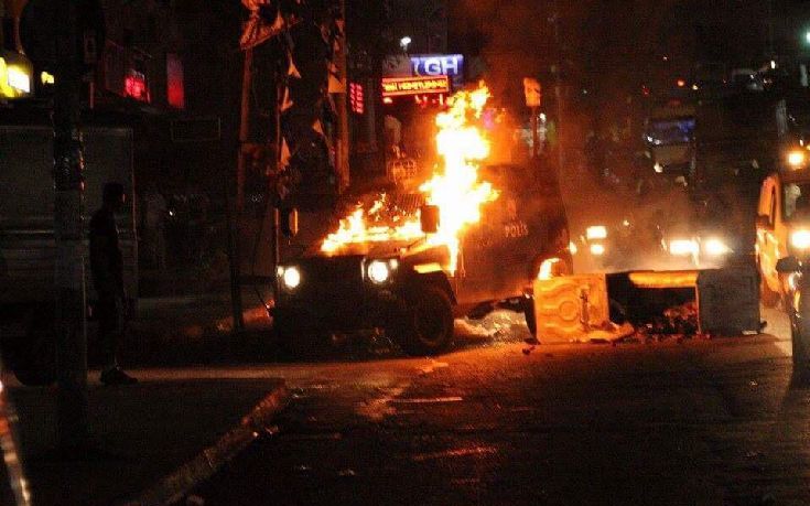 Νεκρός ένας 17χρονος σε επεισόδια με την αστυνομία στην Κωνσταντινούπολη
