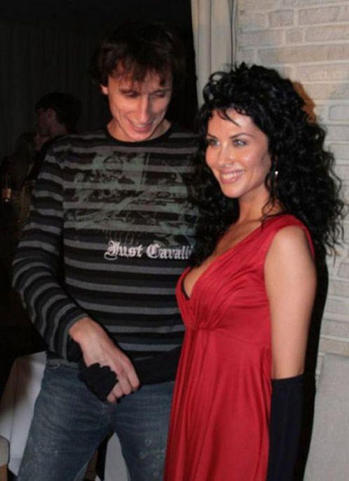 Guys-who-were-caught-red-handed-024