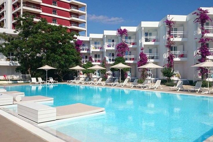 Κερδίστε προνομιακή τιμή στο ανανεωμένο Marathon Beach Resort