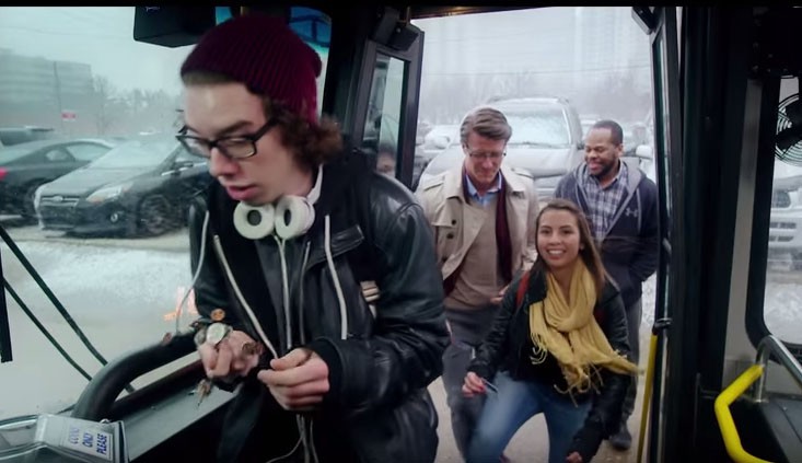 Διαφήμιση για τη χρήση λεωφορείων στον Καναδά