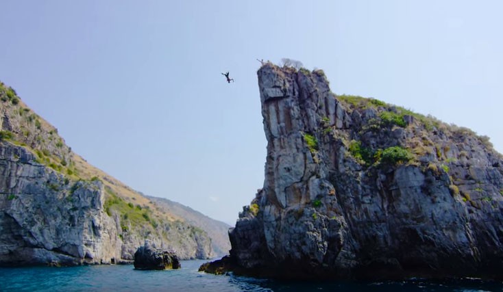 Βουτιές που κόβουν την ανάσα