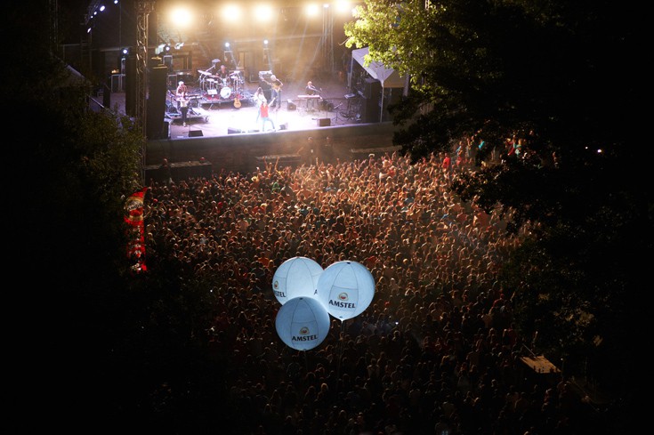 «Amstel & River Party» μια σχέση που μετράει 17 χρόνια παρέας και διασκέδασης
