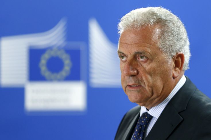 Αβραμόπουλος: Να αναλάβει τις ευθύνες της η ΕΕ για τα ασυνόδευτα προσφυγόπουλα
