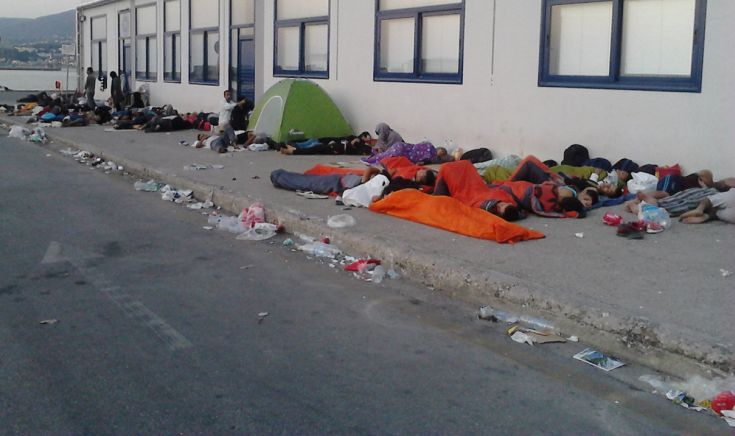 Πάνω από 3.000 μετανάστες στο λιμάνι της Λέσβου