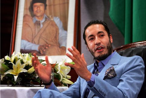 Έρευνα σε βάρος φρουρών που ξυλοκόπησαν τον Σαάντι Καντάφι