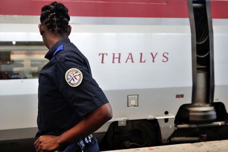 Συναγερμός για ύποπτο άνδρα που κλείστηκε στις τουαλέτες τρένου Thalys