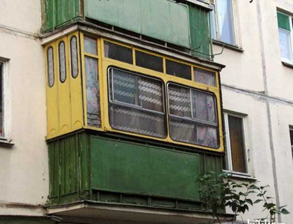 weird-balconies-21
