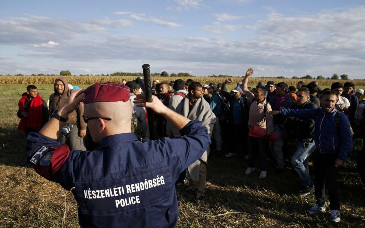Κλείνει τα σύνορα η Ουγγαρία