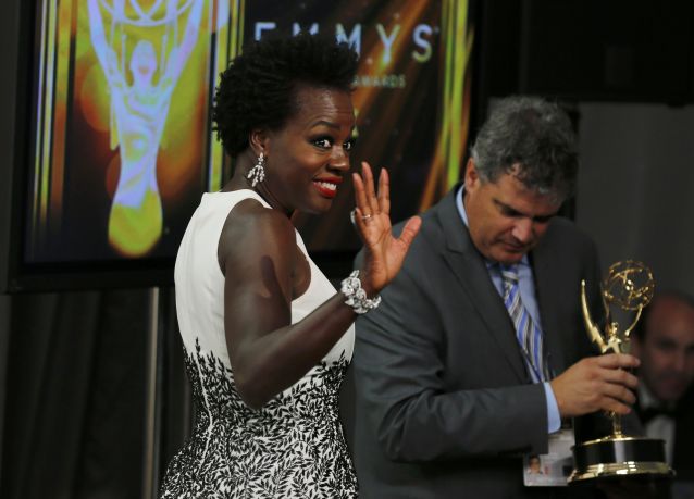 Η Βαϊόλα Ντέιβις πρώτη έγχρωμη που τιμάται με Emmy