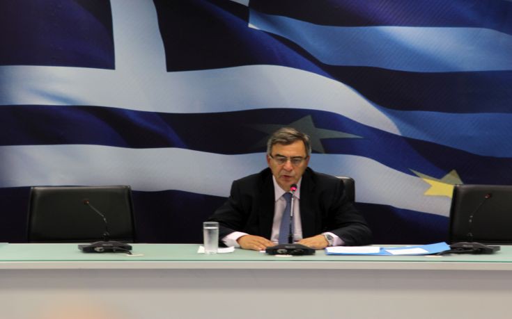 Ο Χριστοδουλάκης παρέπεμψε εταιρείες κινητής τηλεφωνίας στην Επιτροπή Ανταγωνισμού