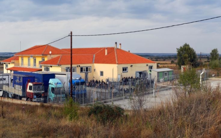 Στο Κέντρο Υποδοχής Έβρου ο γενικός γραμματέας του υπουργείου Εσωτερικών