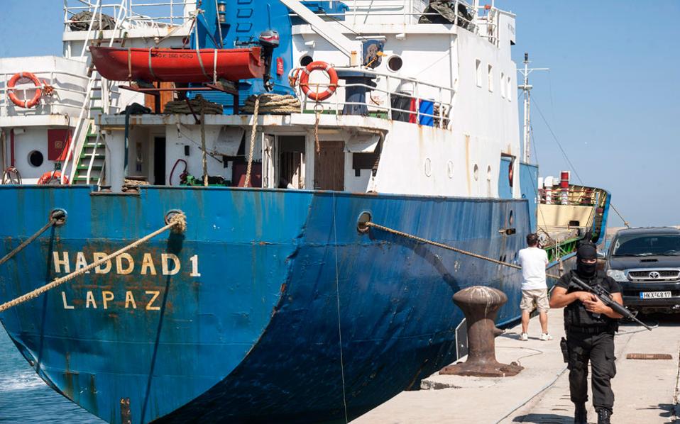 Ολοκληρώθηκε ο έλεγχος στα 14 εμπορευματοκιβώτια του πλοίου στο Ηράκλειο