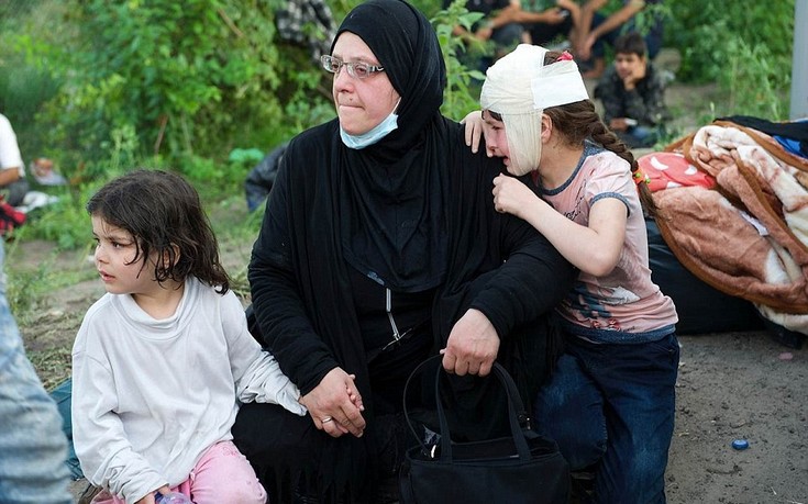 Πρόσφυγες που πέρασαν στην Ουγγαρία επέστρεψαν στη Σερβία για τις οικογένειές τους