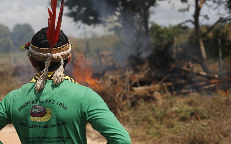 Φυλή του Αμαζονίου προστατεύει τα δάση με GPS και κρυφές κάμερες