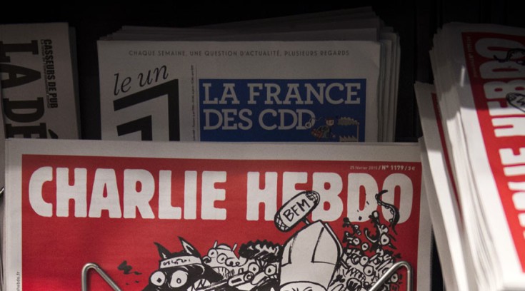 Το Charlie Hebdo έκανε το πρώτο του tweet μετά την δολοφονική επίθεση το 2015