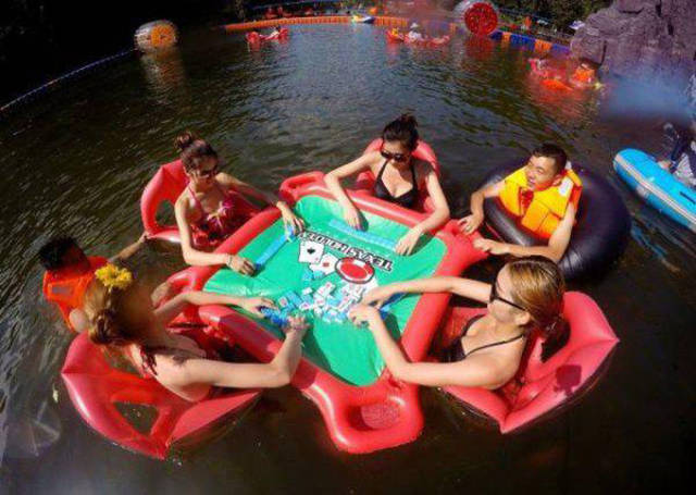 i_want_one_of_everything_right_this_minute_640_24