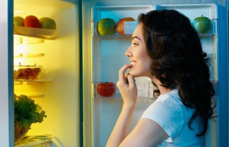 Τέσσερα τρόφιμα που δεν πρέπει να βάζετε στο ψυγείο
