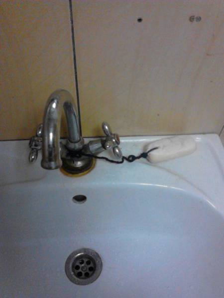 russia_where_everything_is_kinda_different_640_19