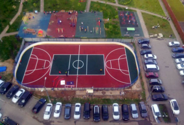 russia_where_everything_is_kinda_different_640_33