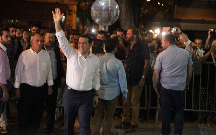 Η νίκη του ΣΥΡΙΖΑ στα πρωτοσέλιδα του ξένου Τύπου