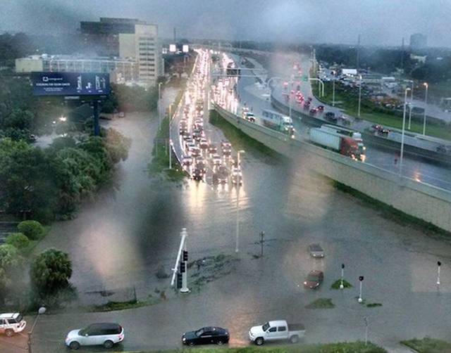 this_sht_is_getting_crazy_640_25