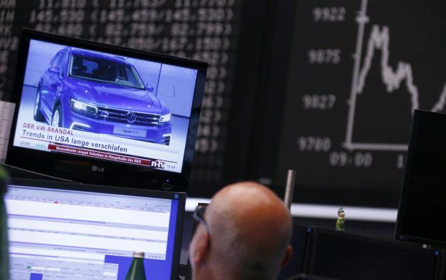 Κατρακυλά η μετοχή της Volkswagen μετά το σκάνδαλο δισεκατομμυρίων