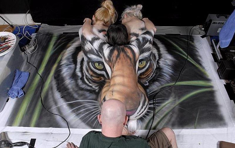 Σέξι body paintings